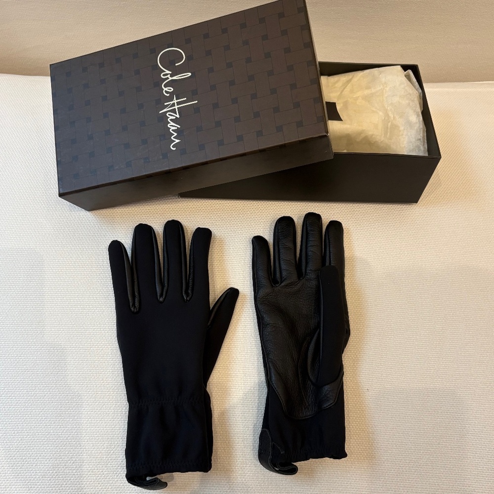 New COLE HAAN Leather Palm Stretch Back Black Gloves w Box S